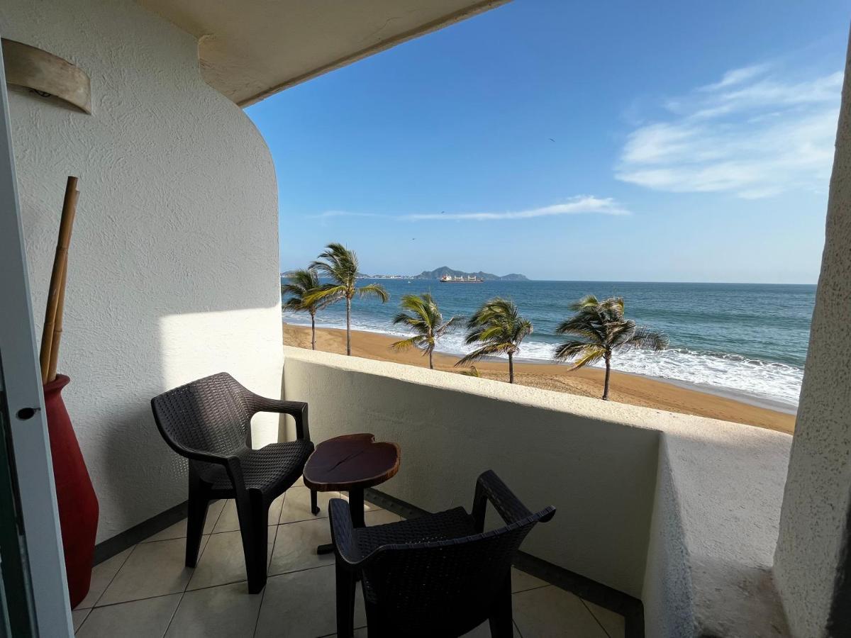 Departamento Con Vista Al Mar A Pie De Playa Manzanillo Exterior photo